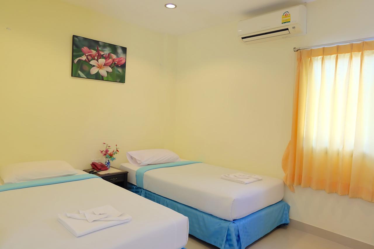 Krabi Marina Seaview Hotel Bagian luar foto