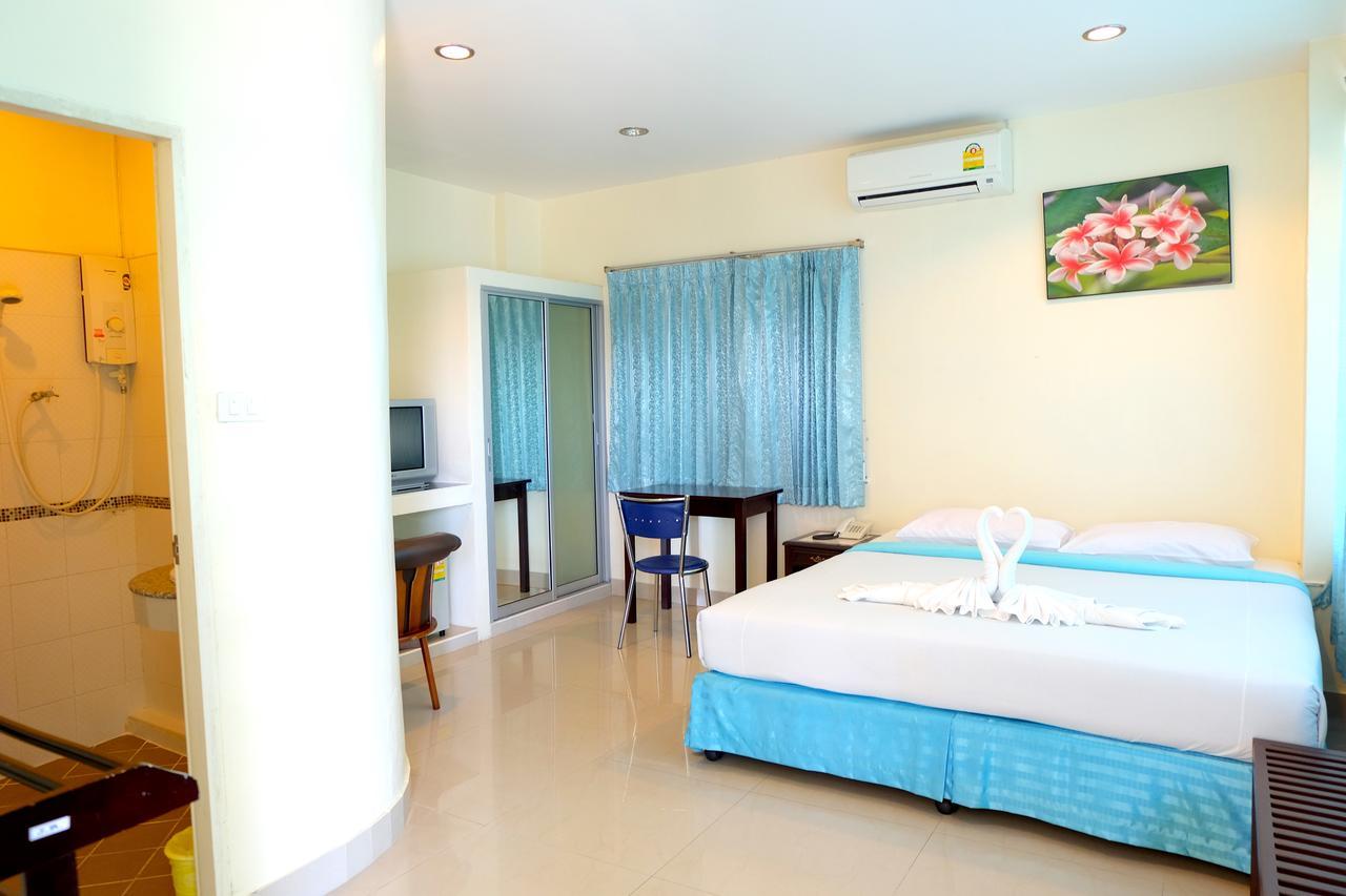 Krabi Marina Seaview Hotel Bagian luar foto