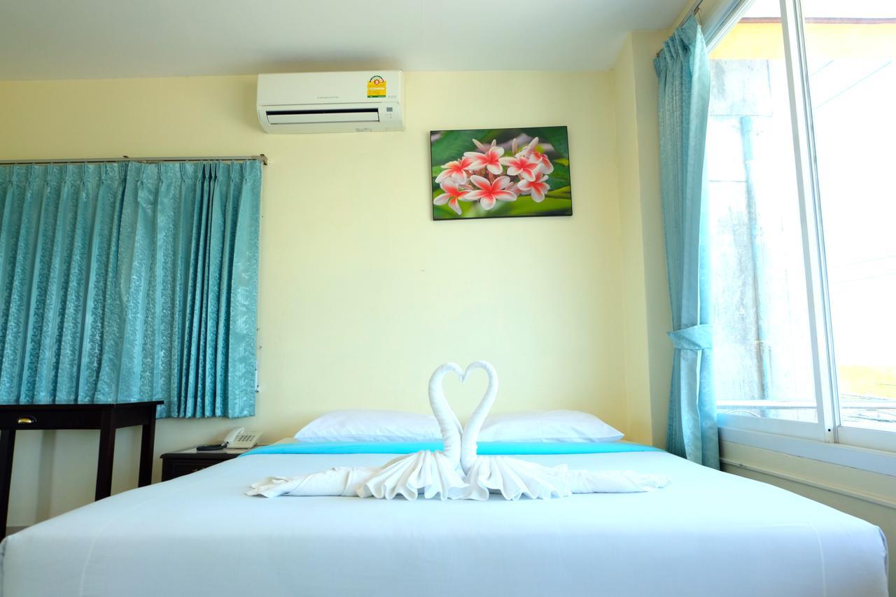 Krabi Marina Seaview Hotel Bagian luar foto